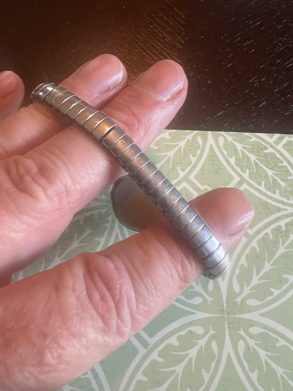 Dainty Timex vintage ladies winding watch. Runs great.
