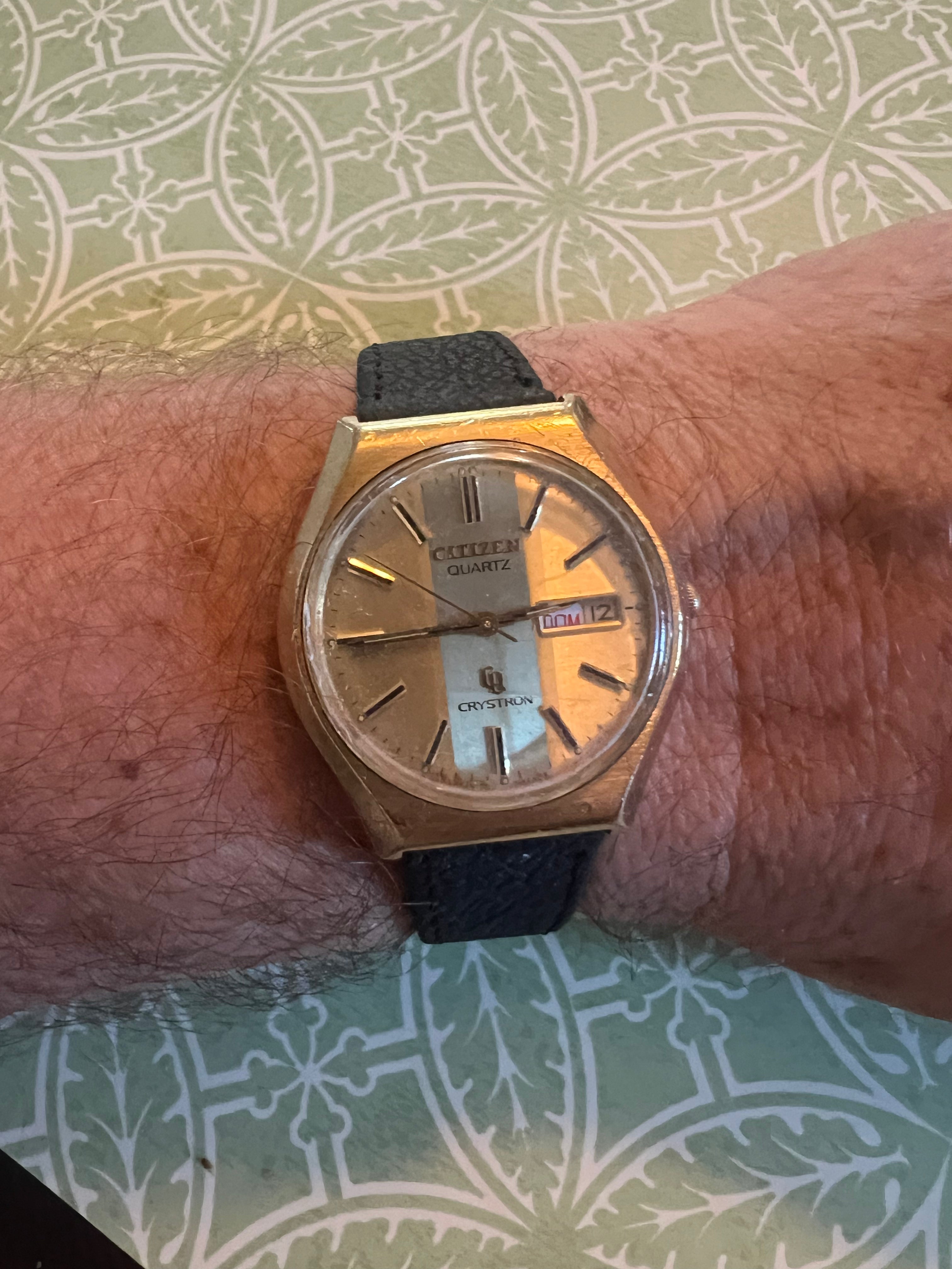 Men’s Vintage Citizen Crystron men’s watch. Runs great