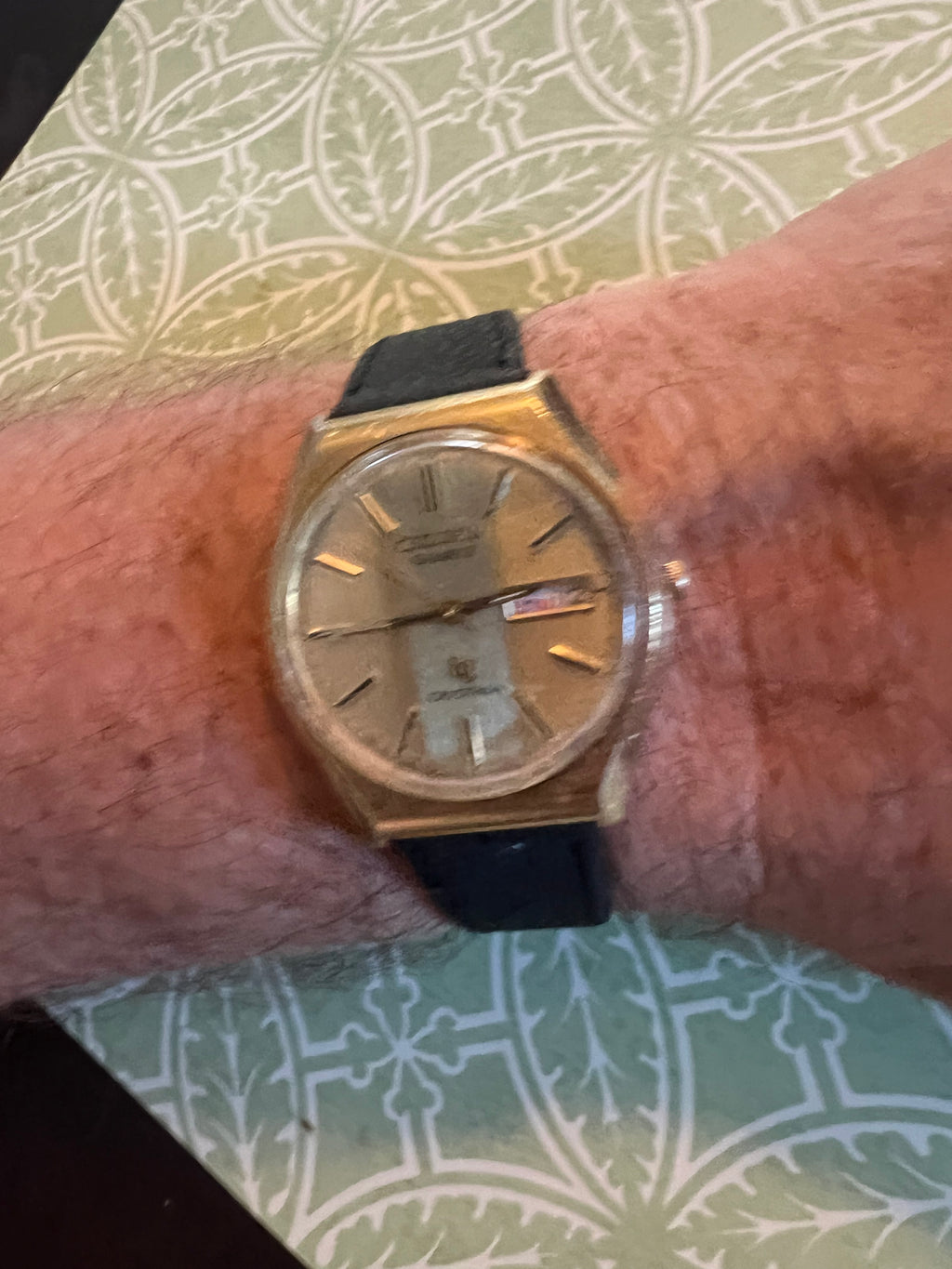 Men’s Vintage Citizen Crystron men’s watch. Runs great