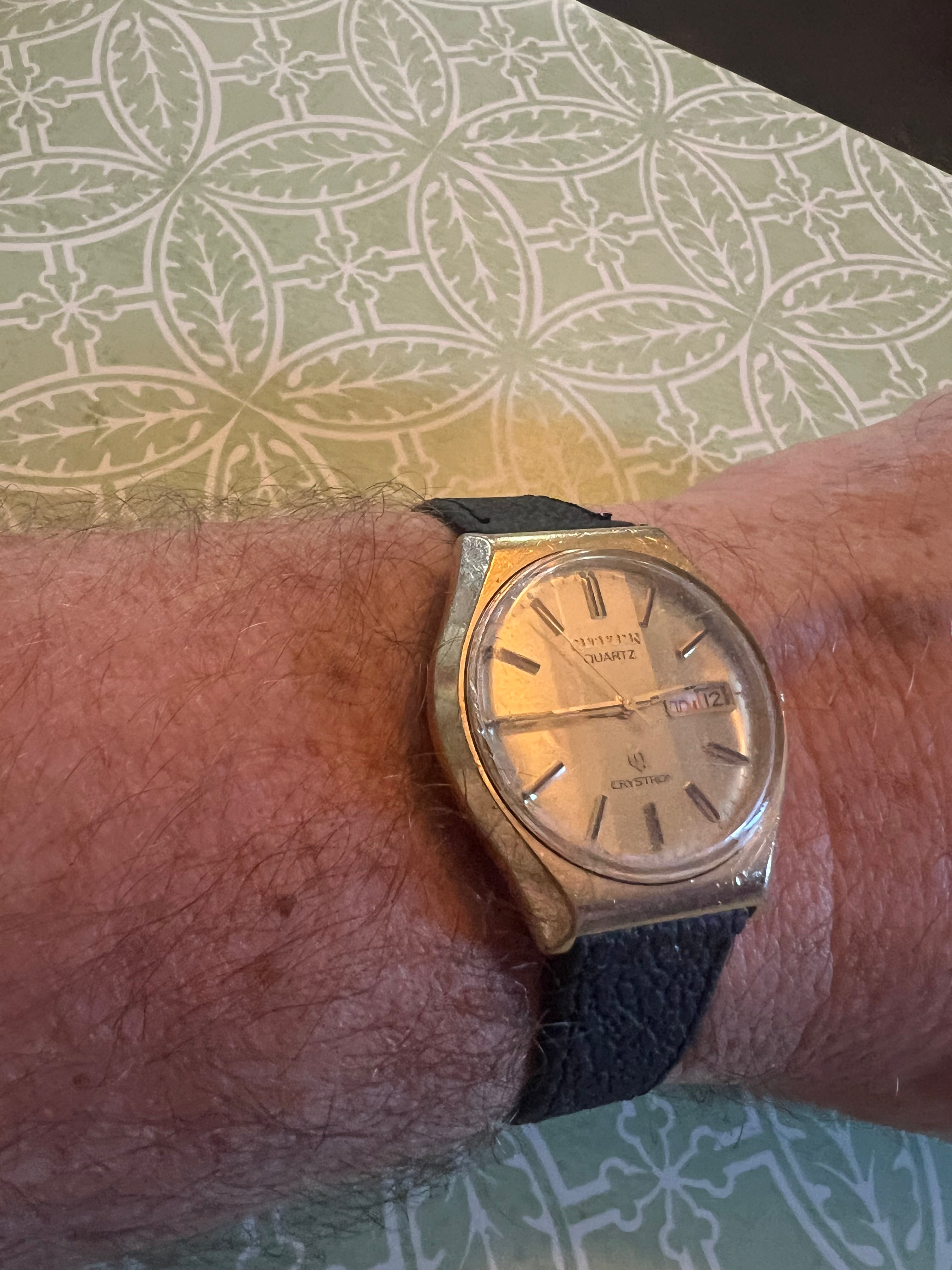 Men’s Vintage Citizen Crystron men’s watch. Runs great