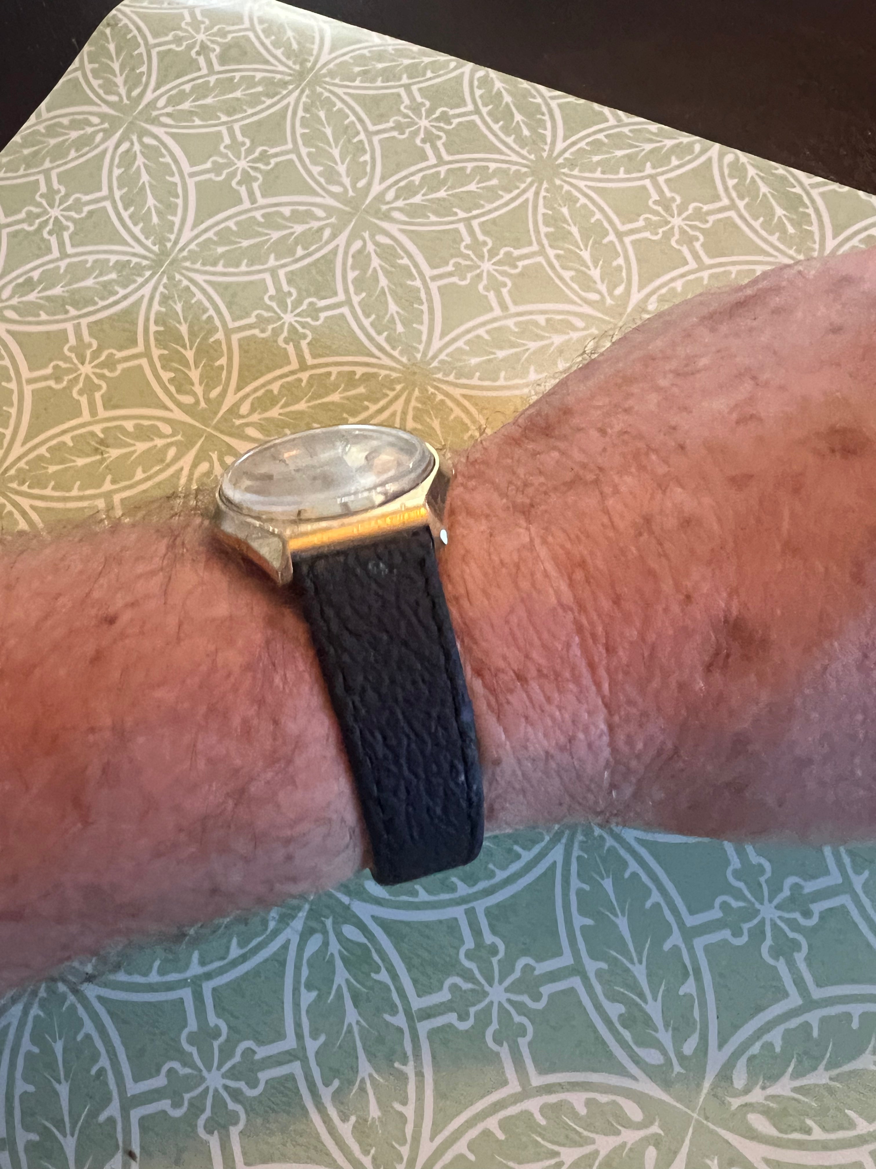 Men’s Vintage Citizen Crystron men’s watch. Runs great