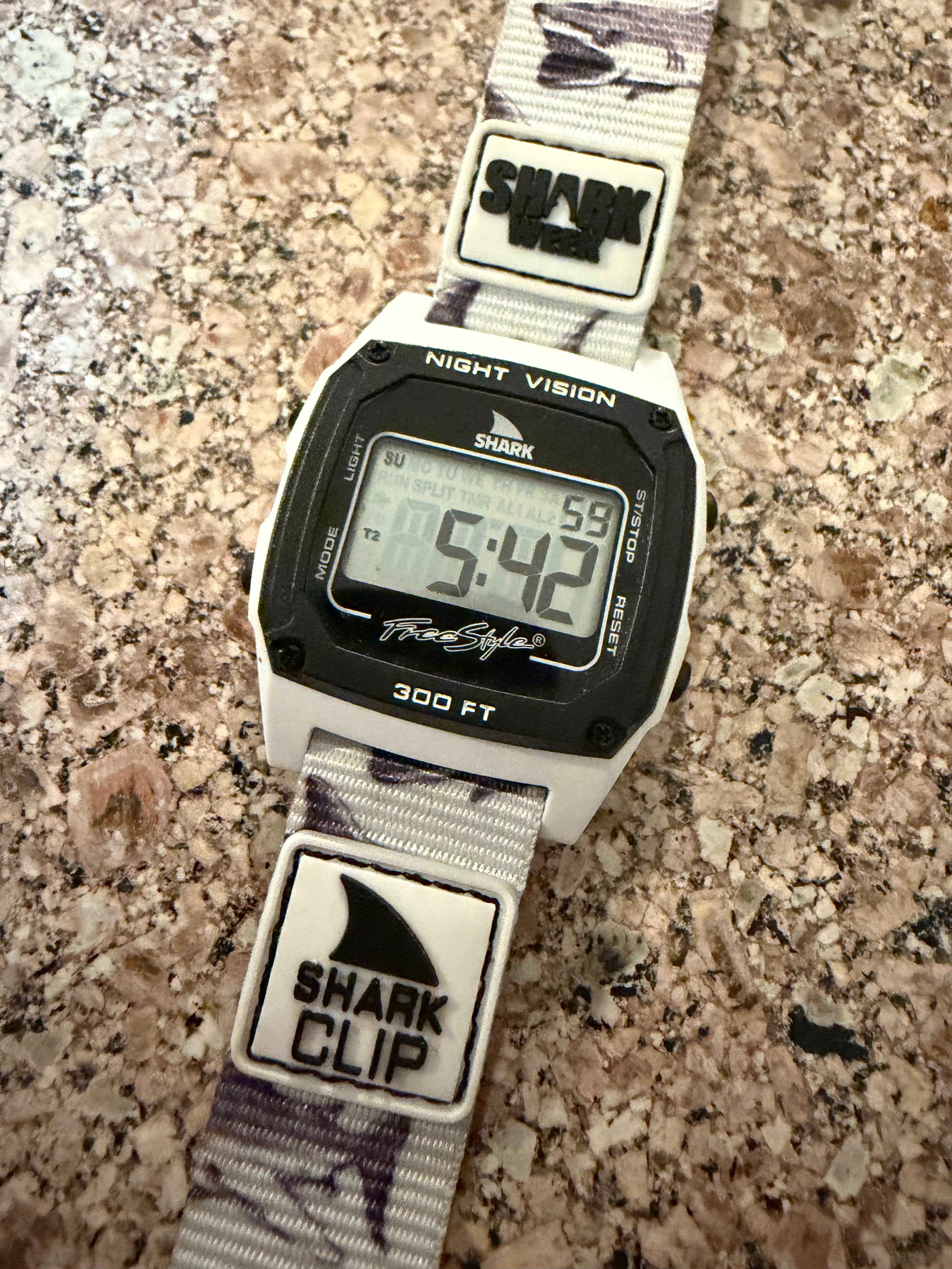 Freestyle Shark shark week great white 30th anniversary / new battery