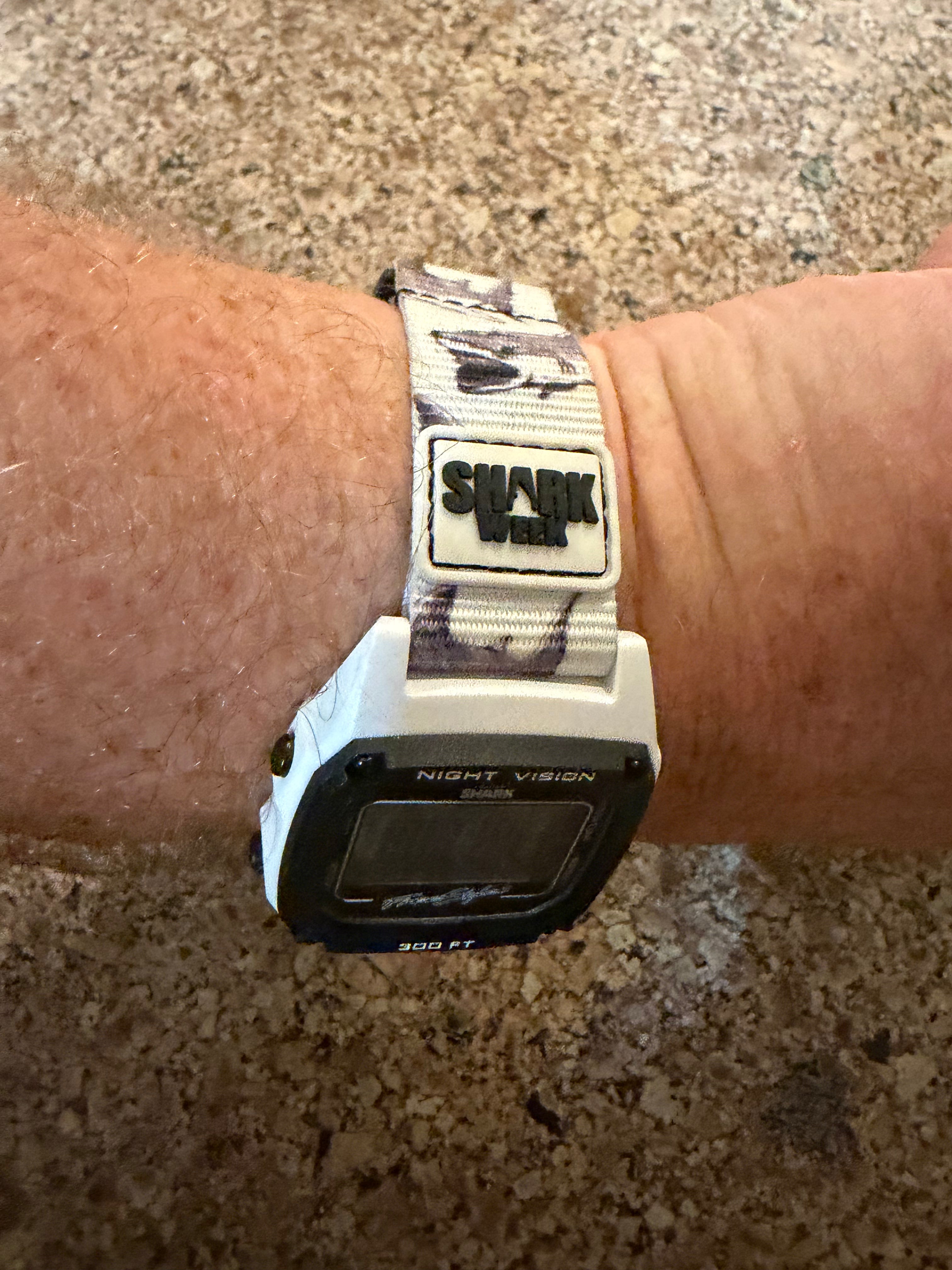 Freestyle Shark shark week great white 30th anniversary / new battery