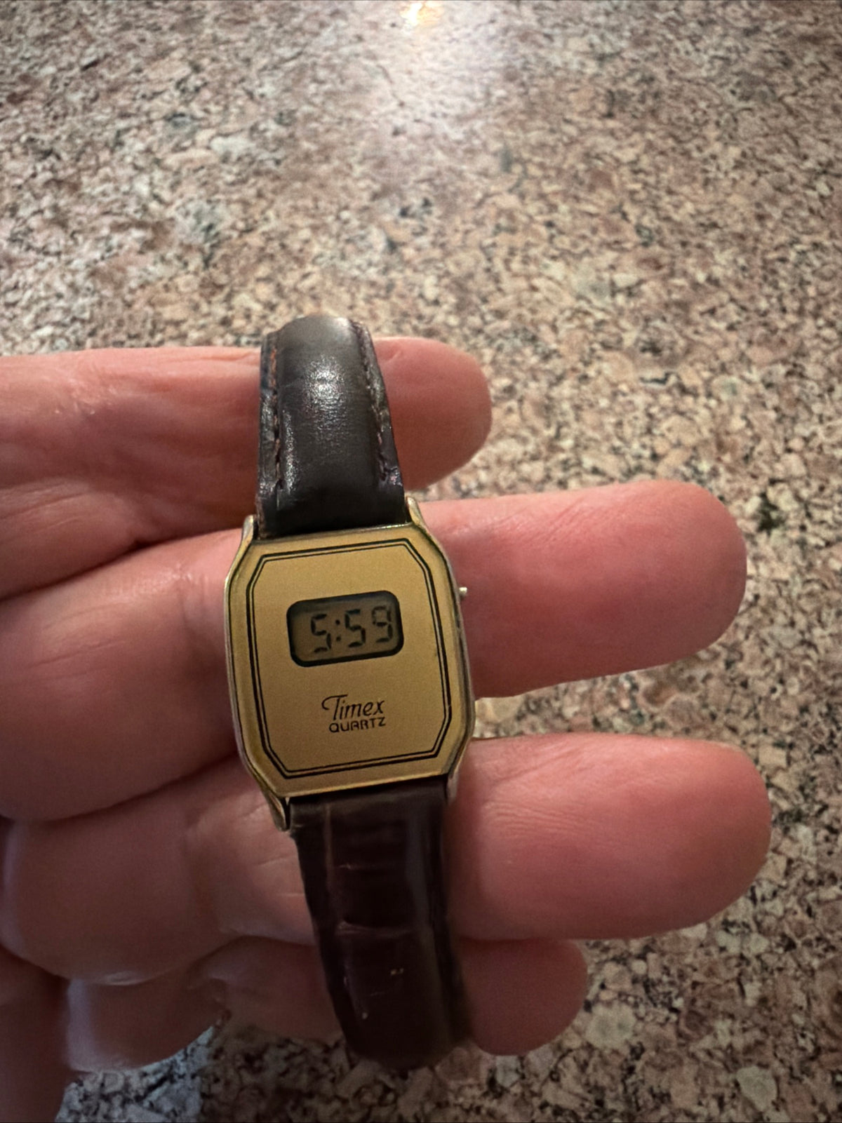 Vintage Timex Quartz Digital Gold Tone LCD Watch New Battery Runs Works...