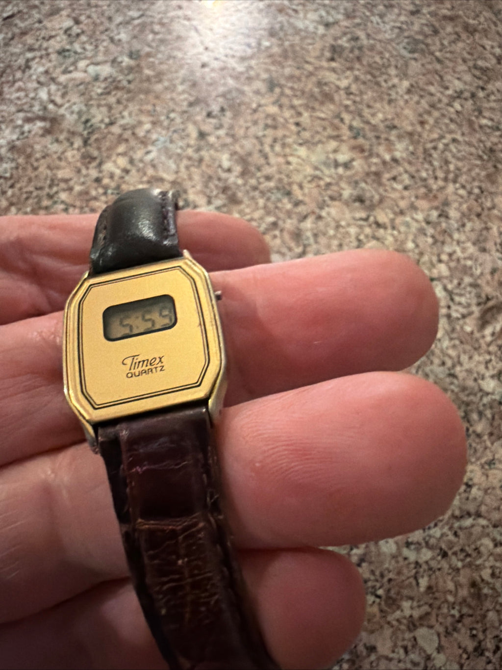 Vintage Timex Quartz Digital Gold Tone LCD Watch New Battery Runs Works...