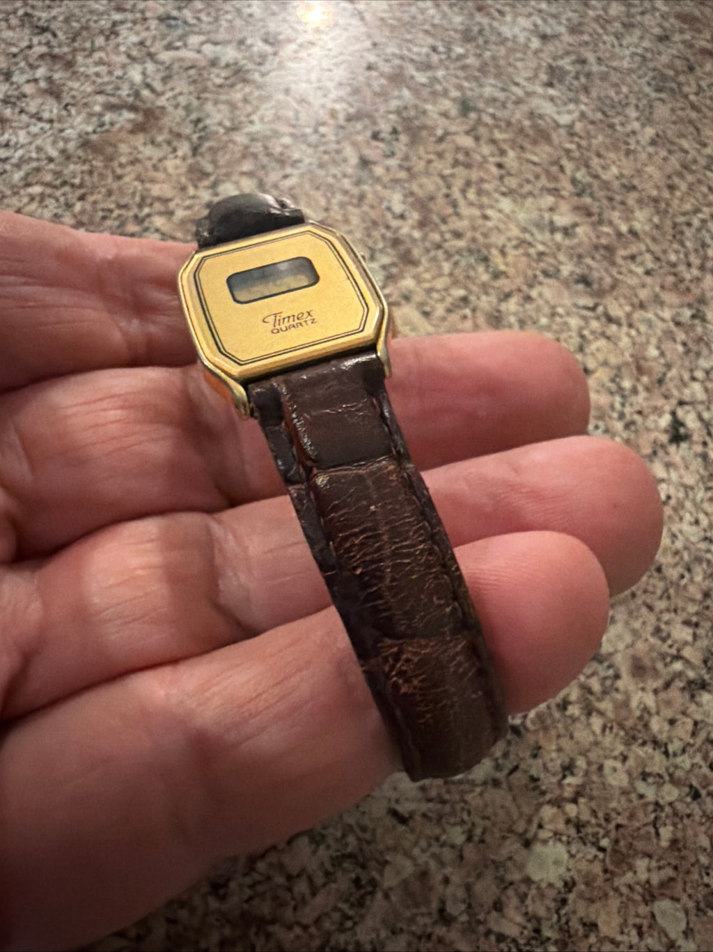 Vintage Timex Quartz Digital Gold Tone LCD Watch New Battery Runs Works...