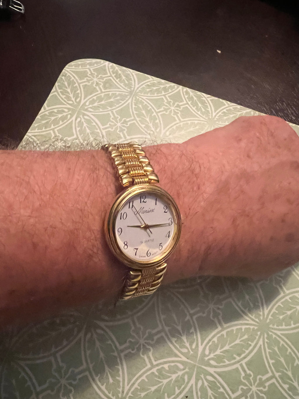 Men’s Moniex gold tone dress watch new battery