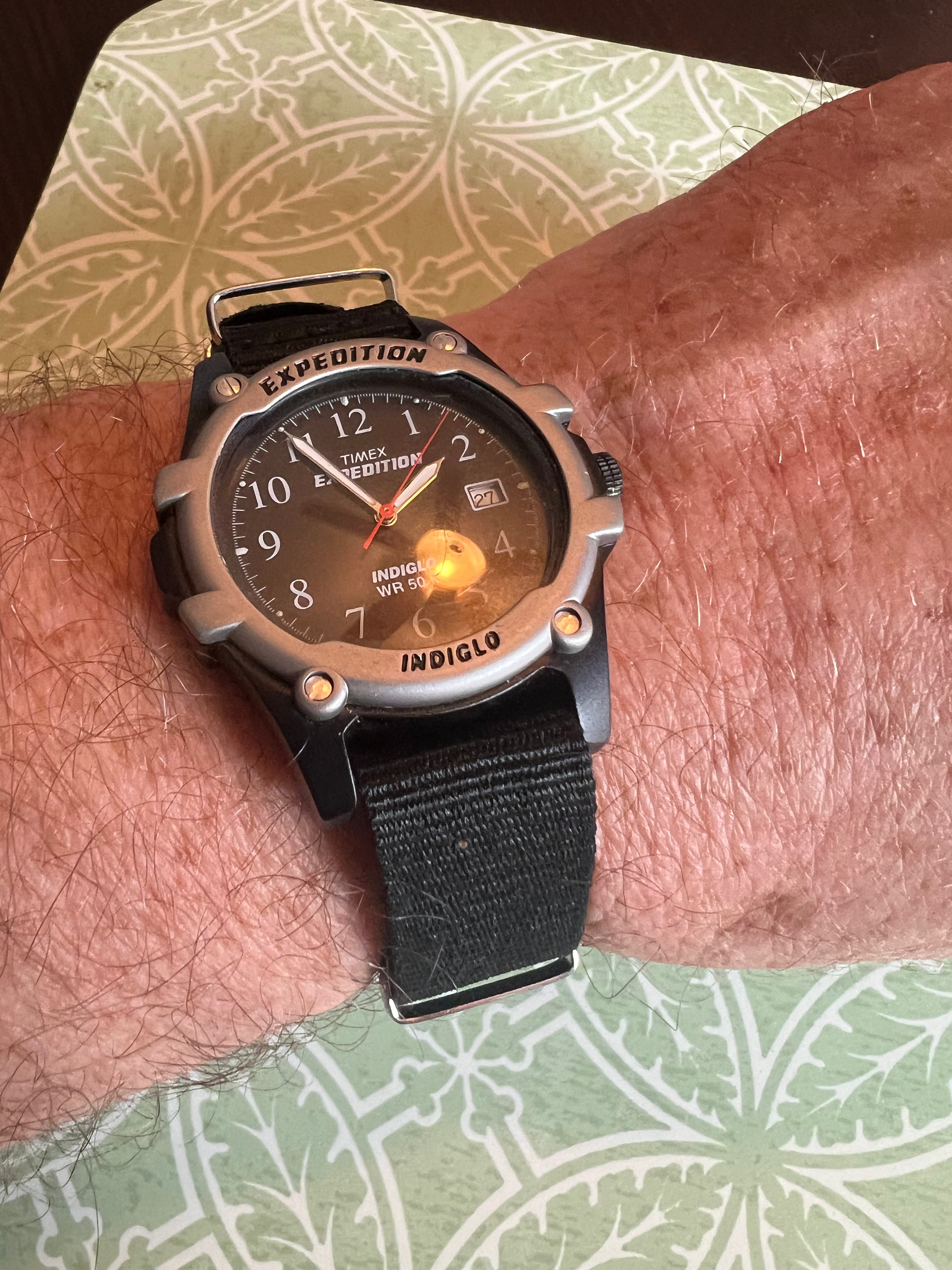 Timex Expedition Watch Men Indiglo 38mm Silver Black Dial Date Vintage 1990's