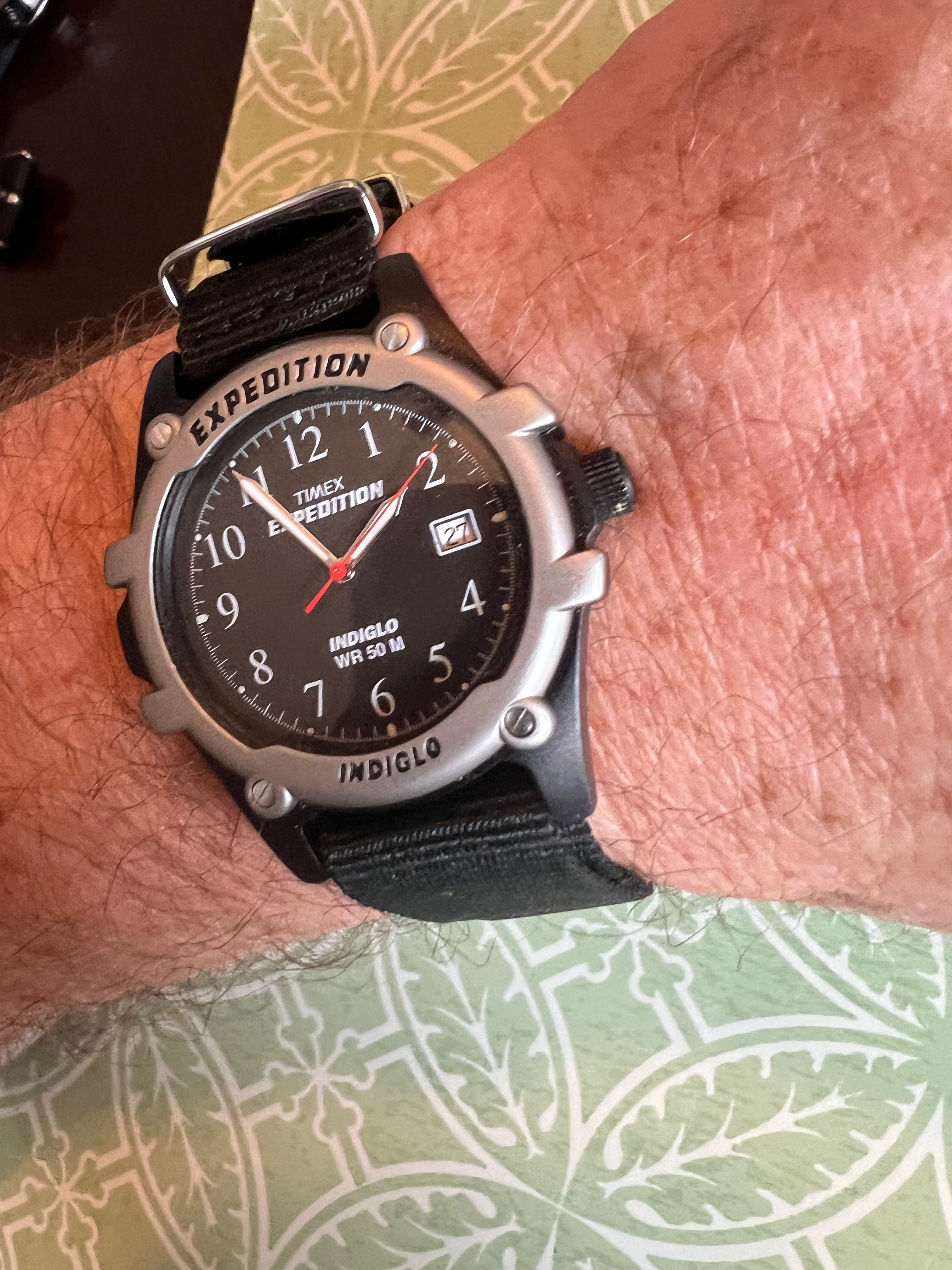 Timex Expedition Watch Men Indiglo 38mm Silver Black Dial Date Vintage 1990's