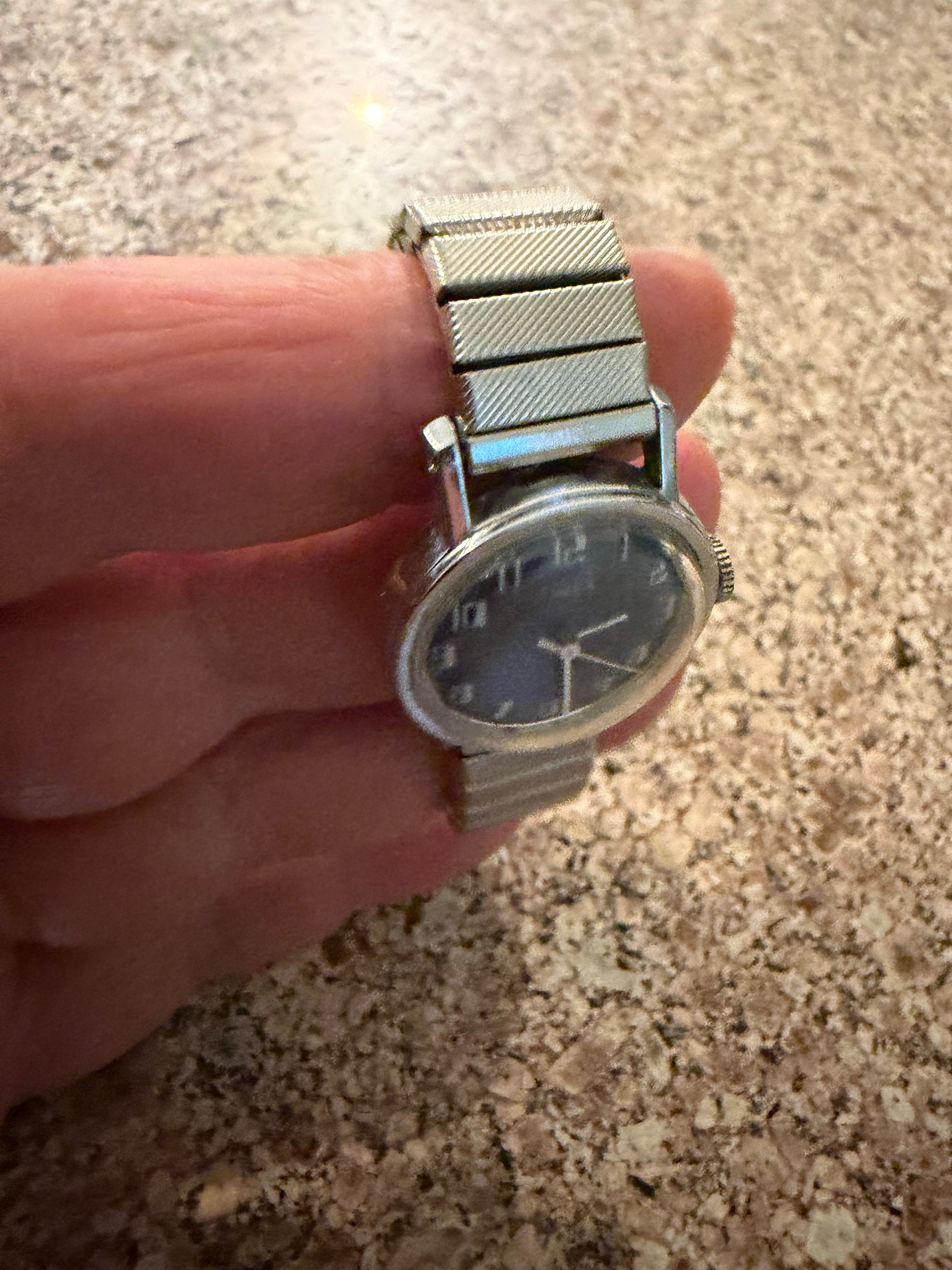 Dainty Vintage ladies winding Timex watch