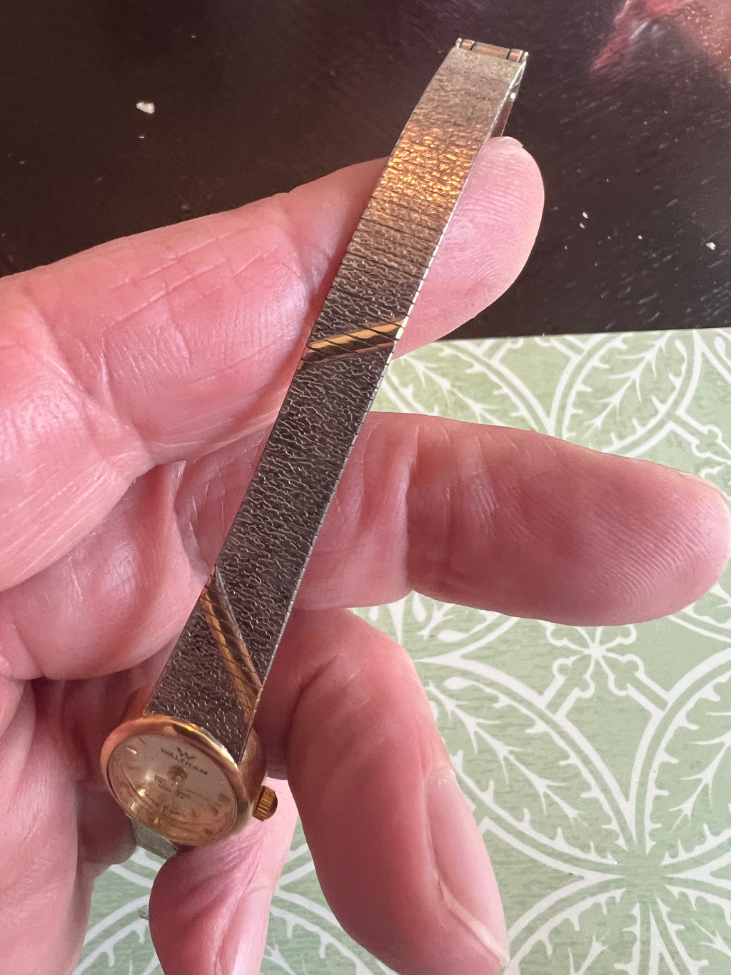Vintage ladies Waltham dainty gold tone watch. Runs perfectly.