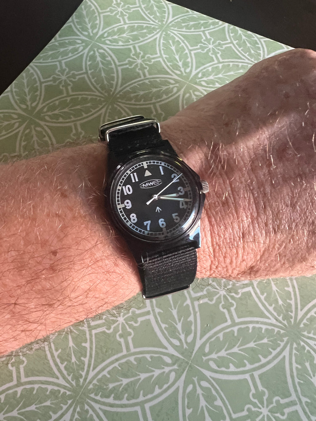 GG-W-113 MWC Military issue Wristwatch Stainless Steel Black Dial Silver Case Analog