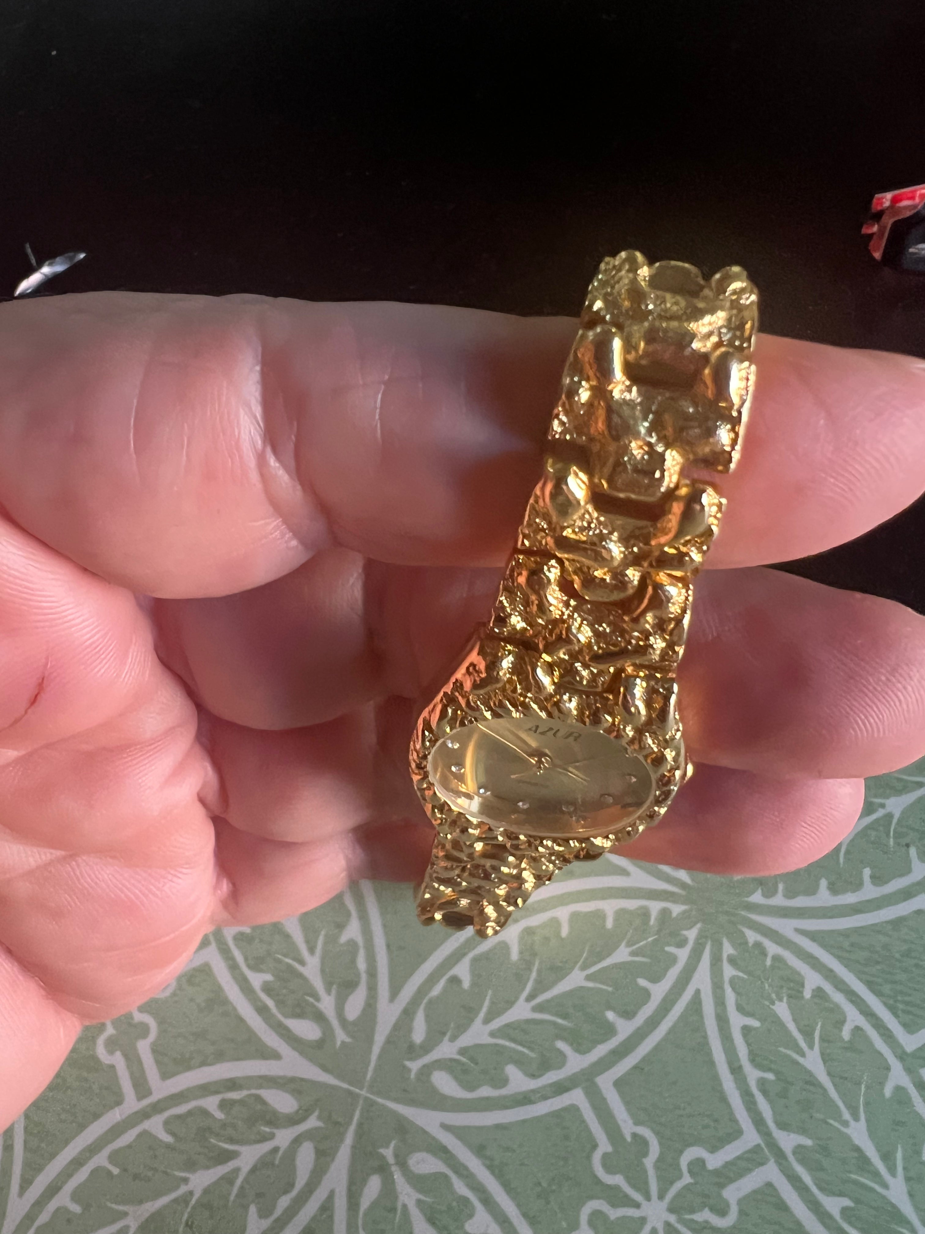 Ladies vintage gold tone nugget style watch