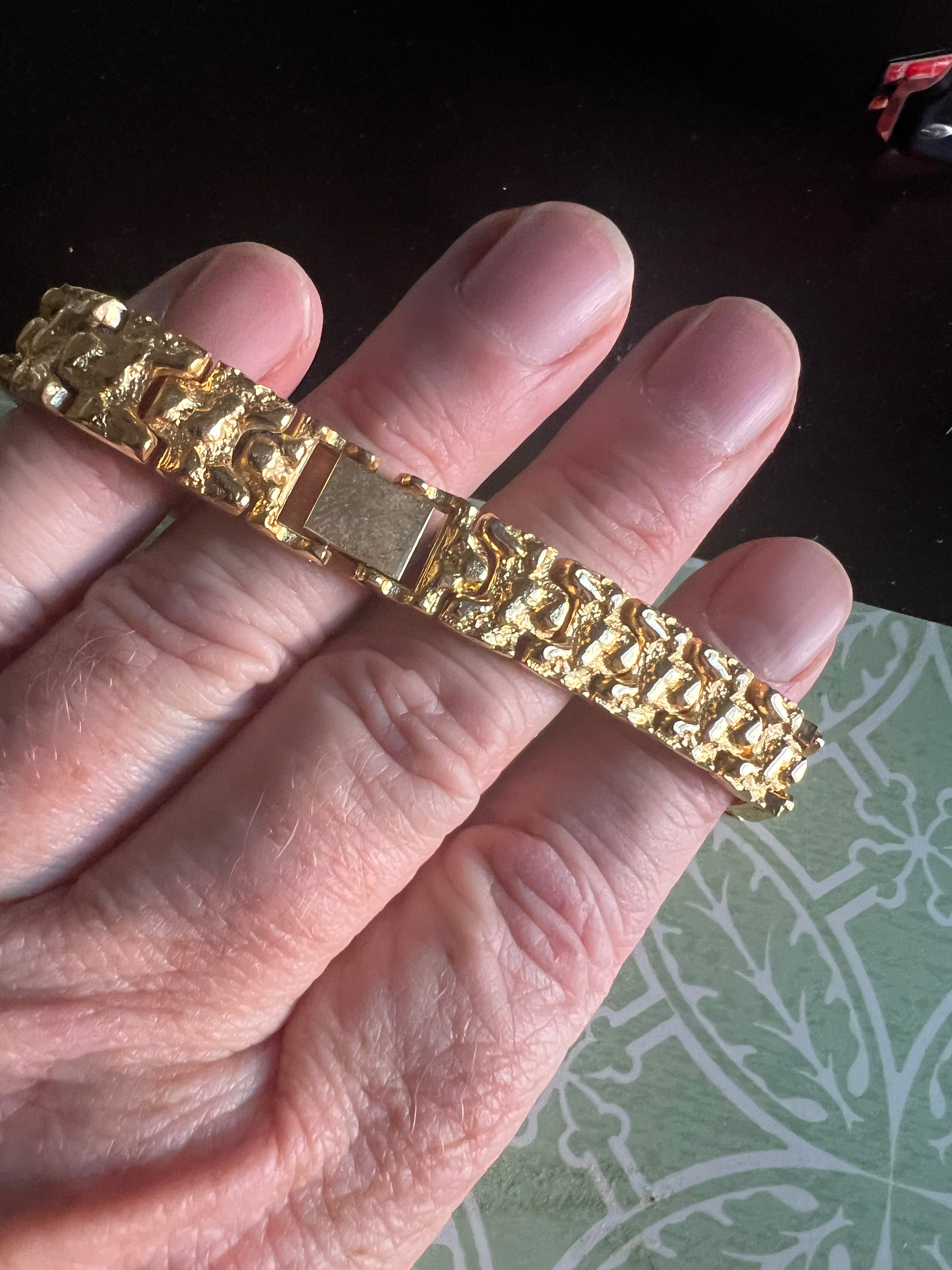 Ladies vintage gold tone nugget style watch