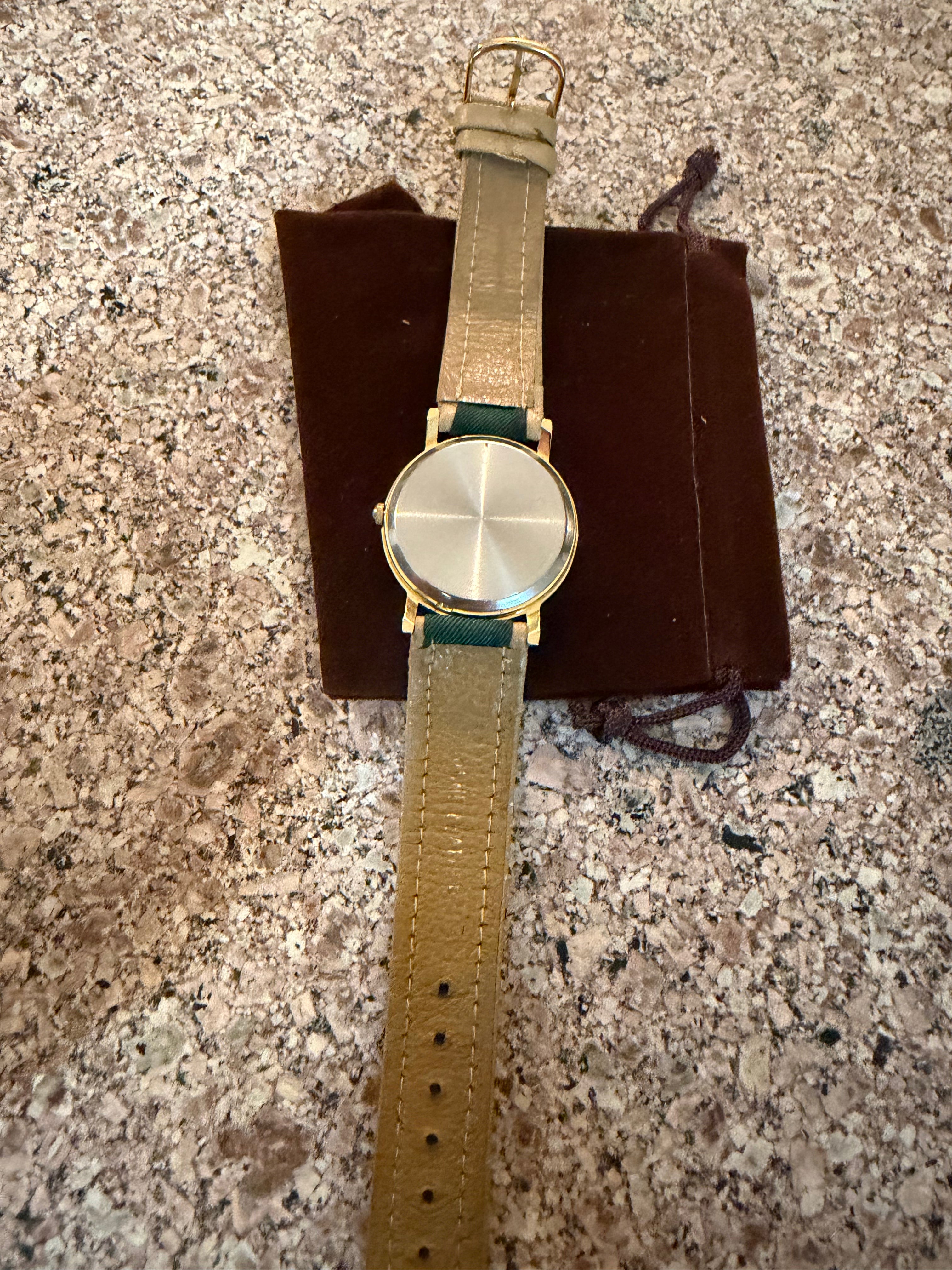 Equestrian Horse Jumping Quartz Watch with Embroidered Green Strap New Battery!