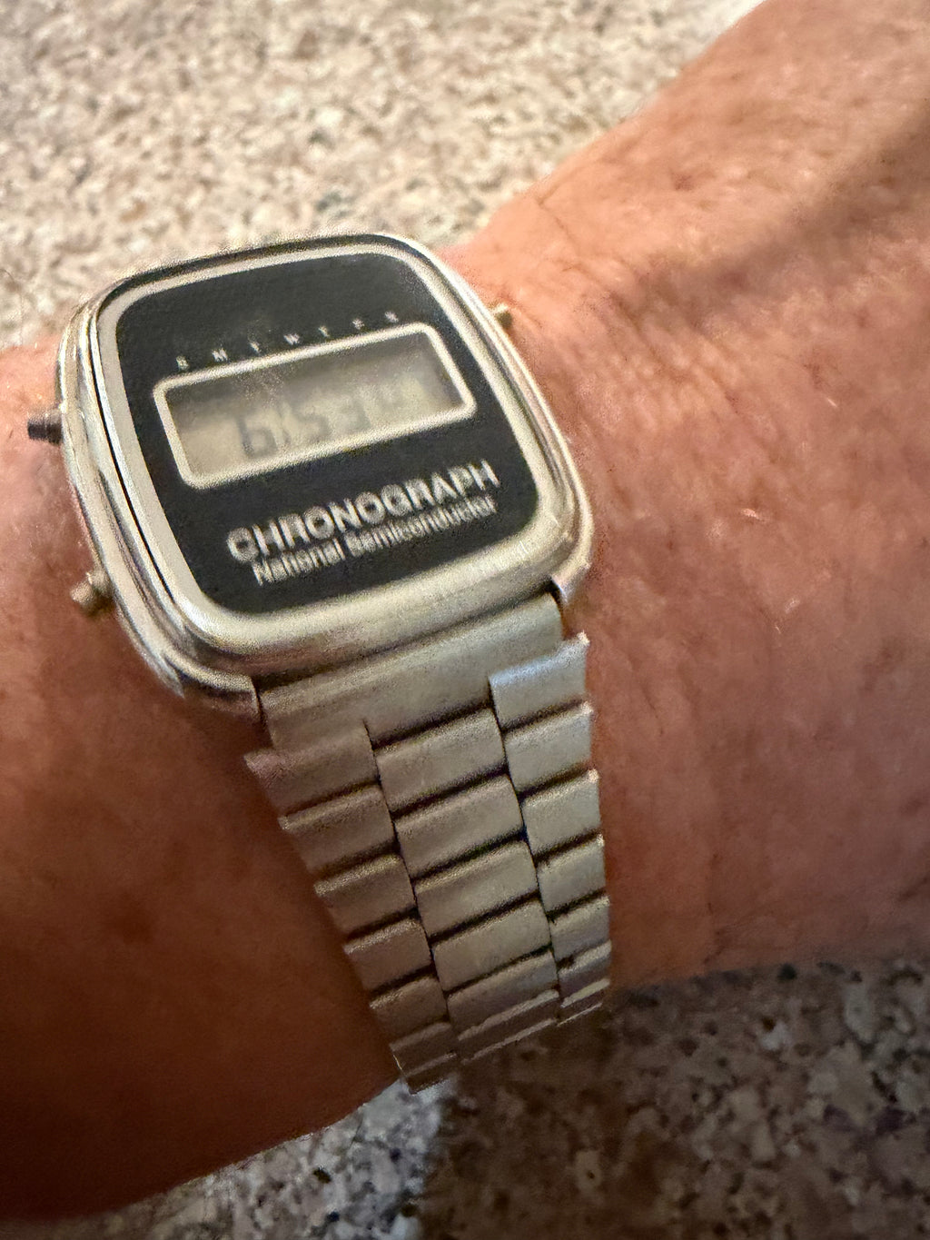 Vintage National Semiconductor Mens Silvertone LED Watch. New Battery XLNT 1978