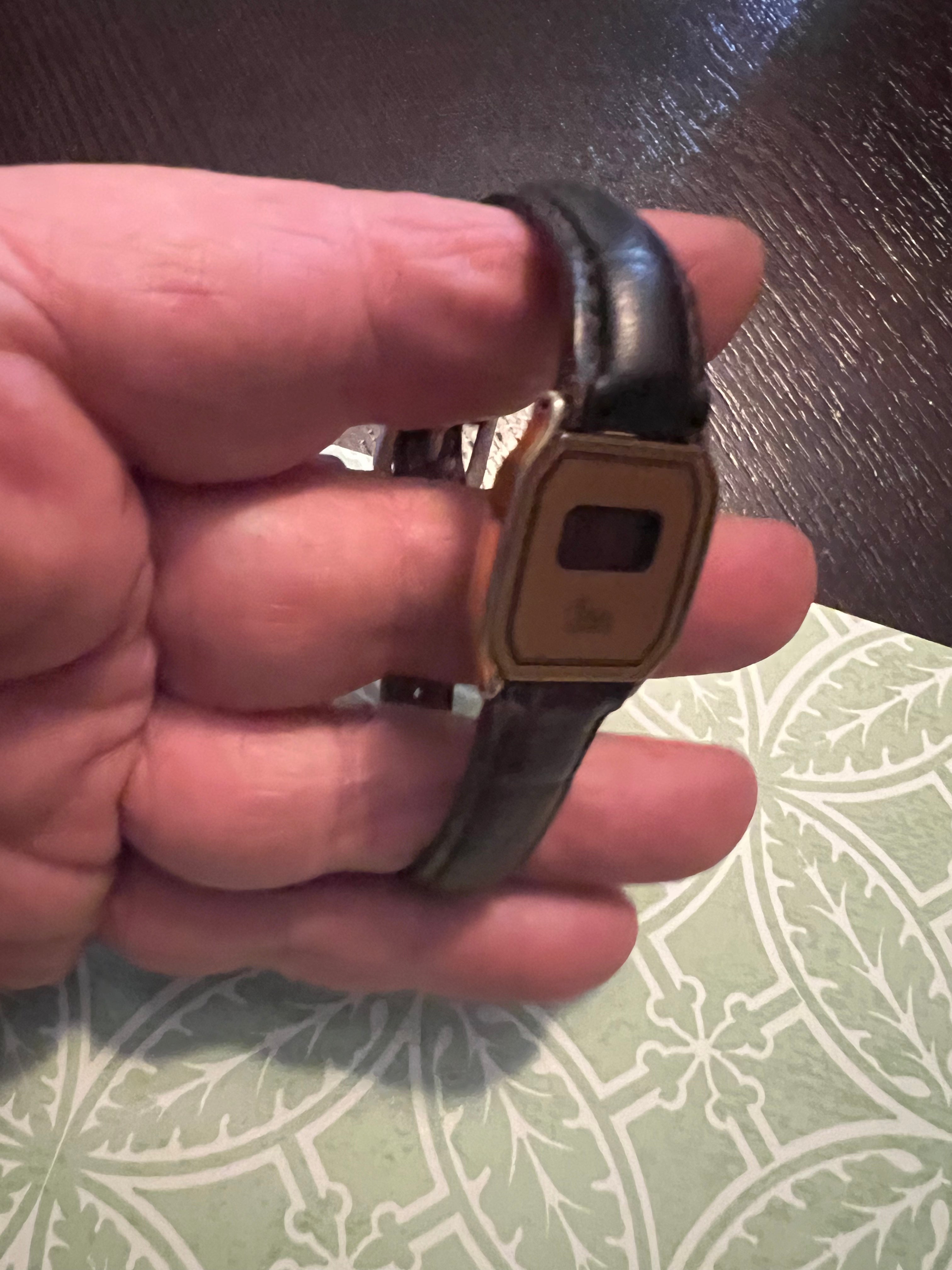 Vintage Timex T Cell Womens Digital Petite Quartz Watch New Battery Rare