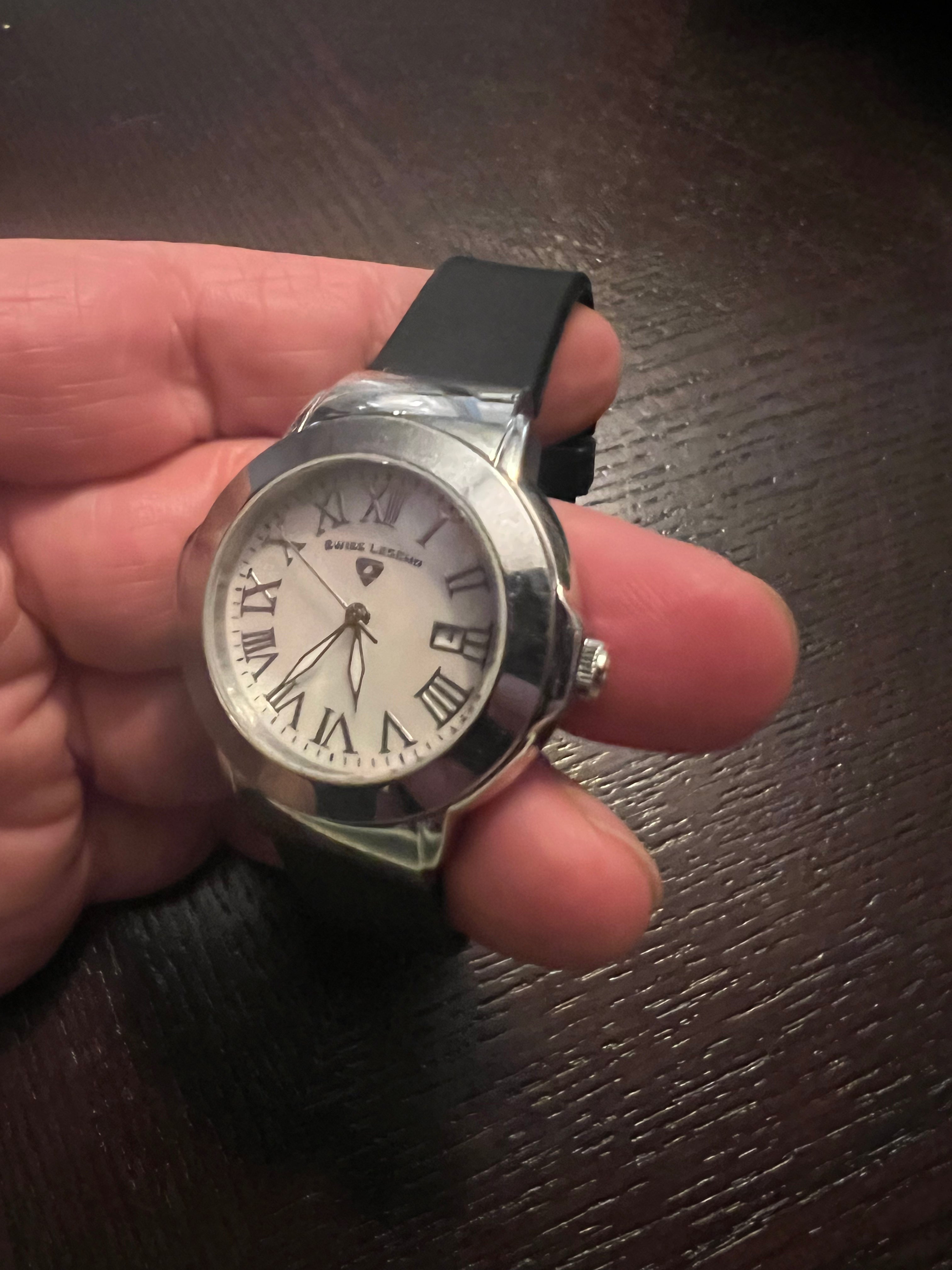 SWISS LEGEND SOUTH BEACH MOTHER OF PEARL 20032D-02 LADIES SWISS WATCH