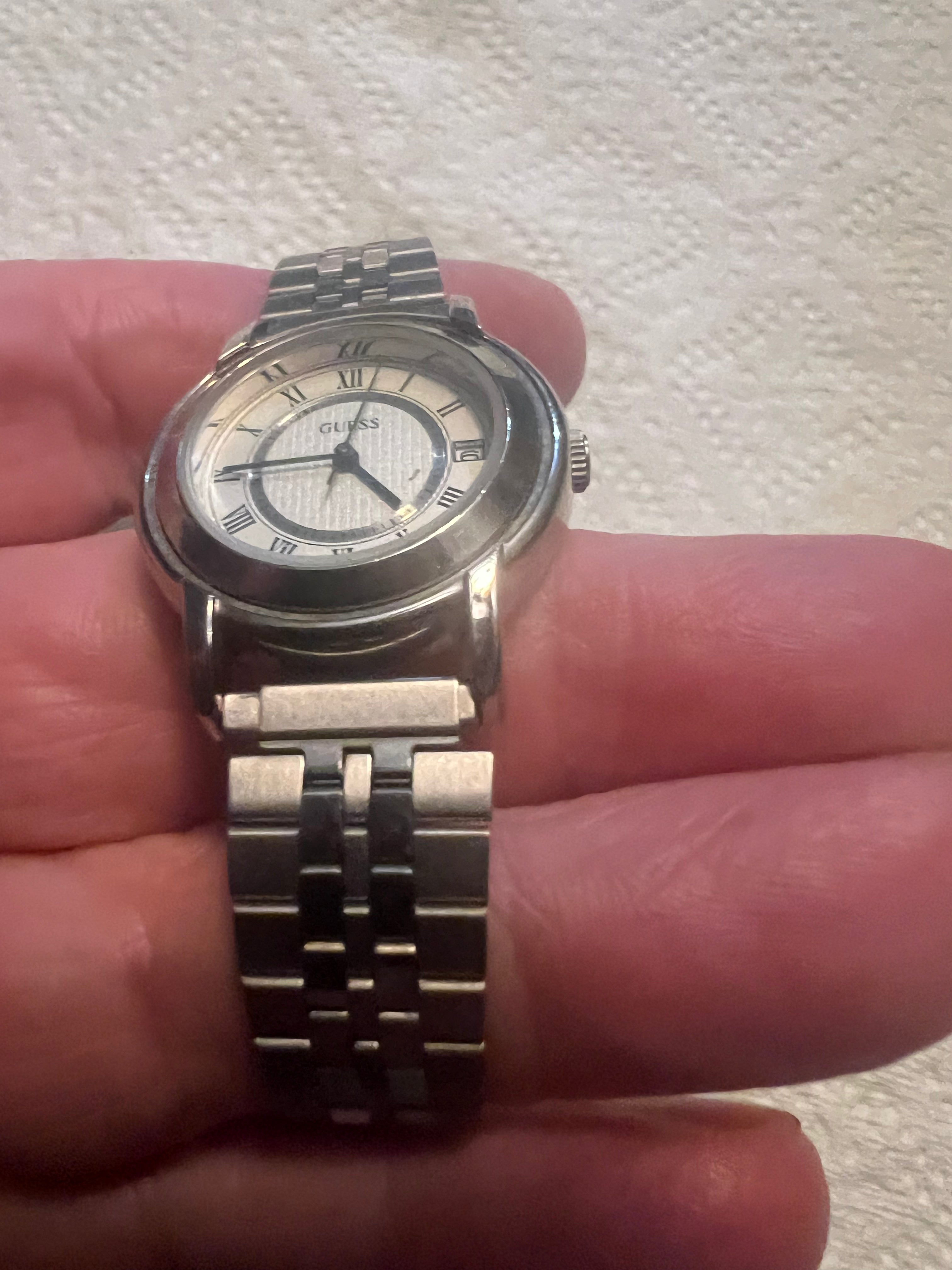 GUESS Silver Tone Quartz Analog Women's Watch New Battery