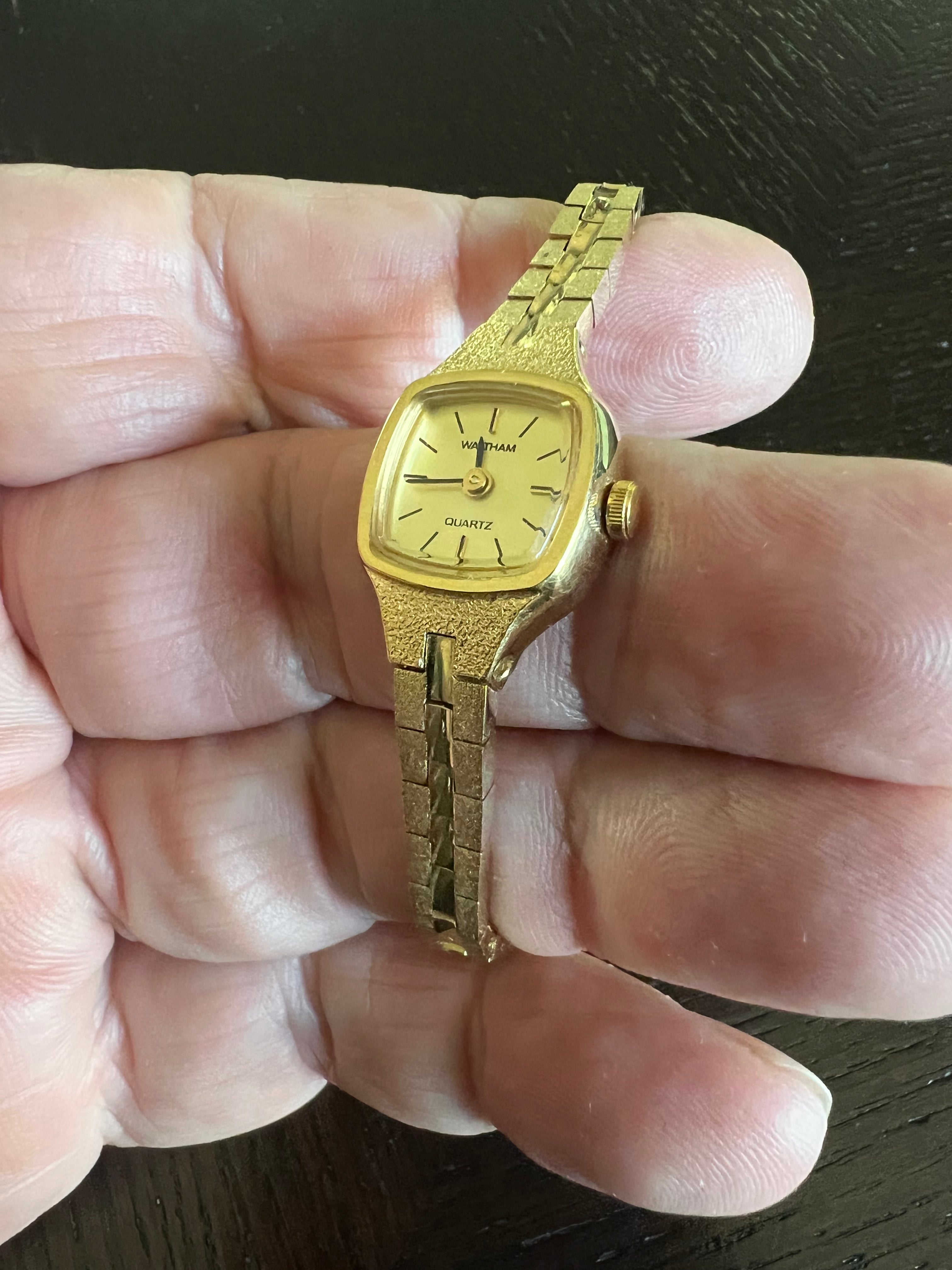 Vintage Waltham, Beauty, Gold Tone, Quartz, Dainty Elegant, New Battery Running