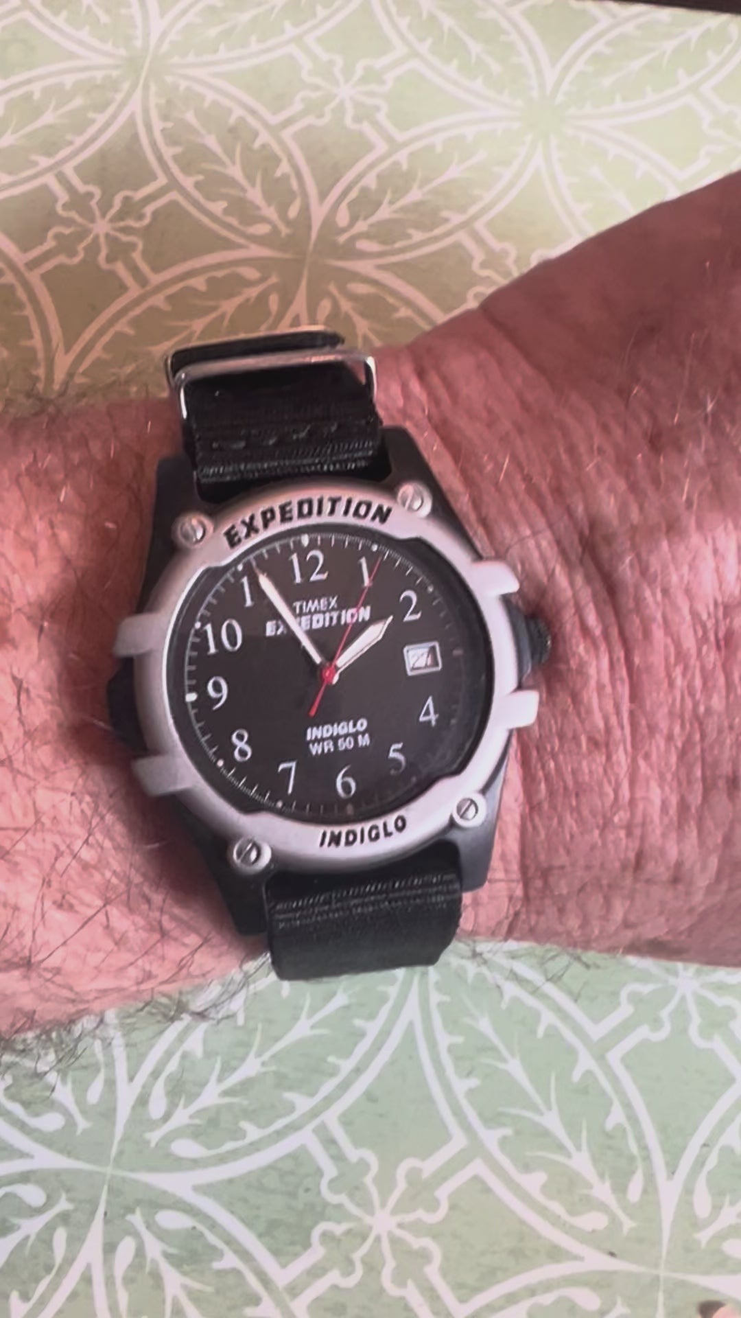 Timex Expedition Watch Men Indiglo 38mm Silver Black Dial Date Vintage 1990's