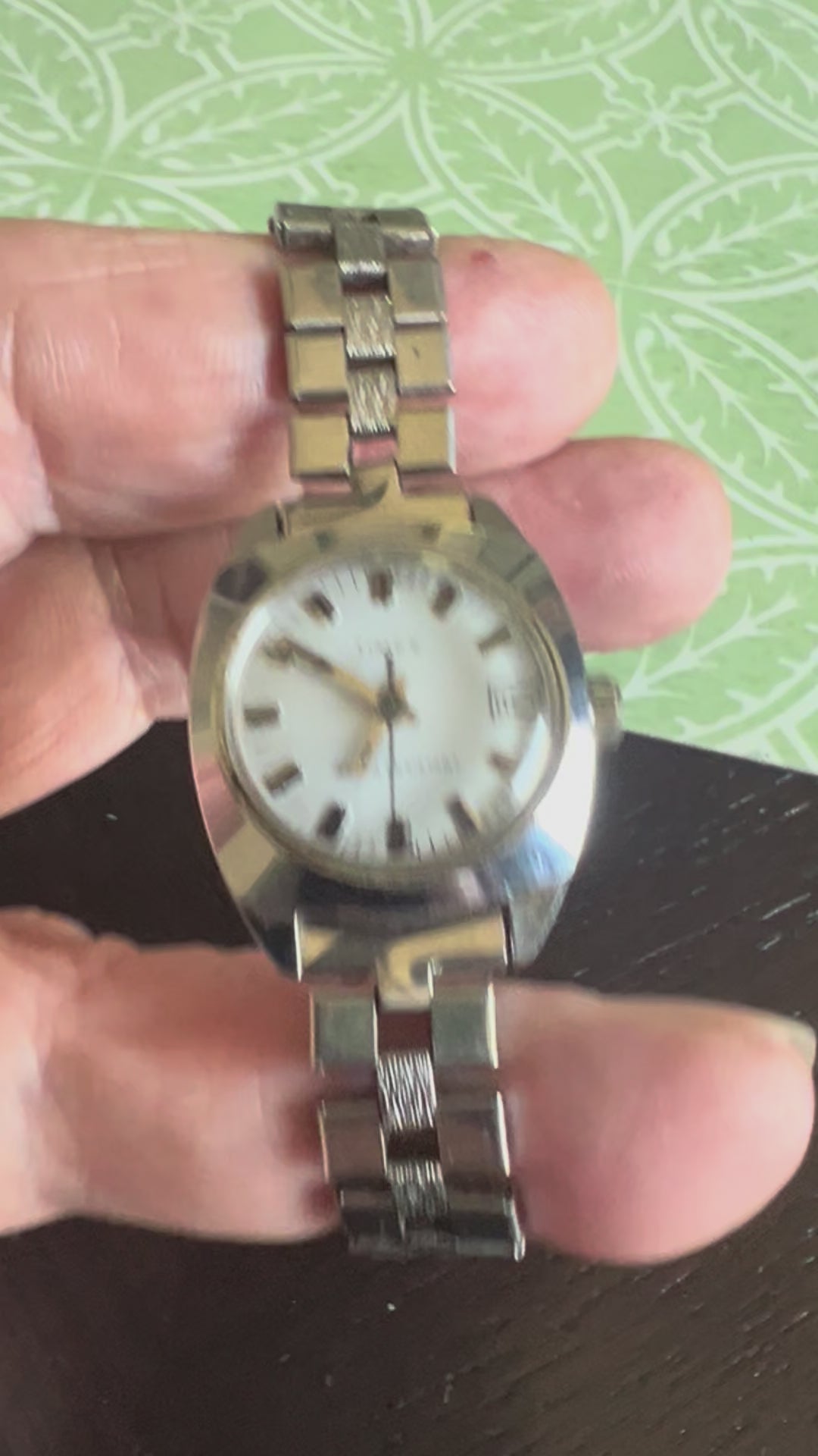 Vintage Timex ladies winding watch