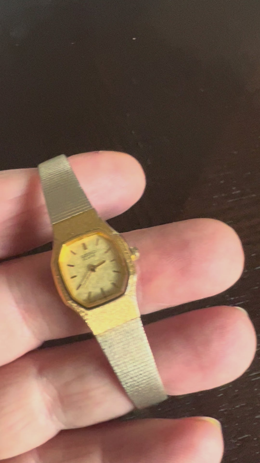 Vintage dainty Seiko ladies watch 
