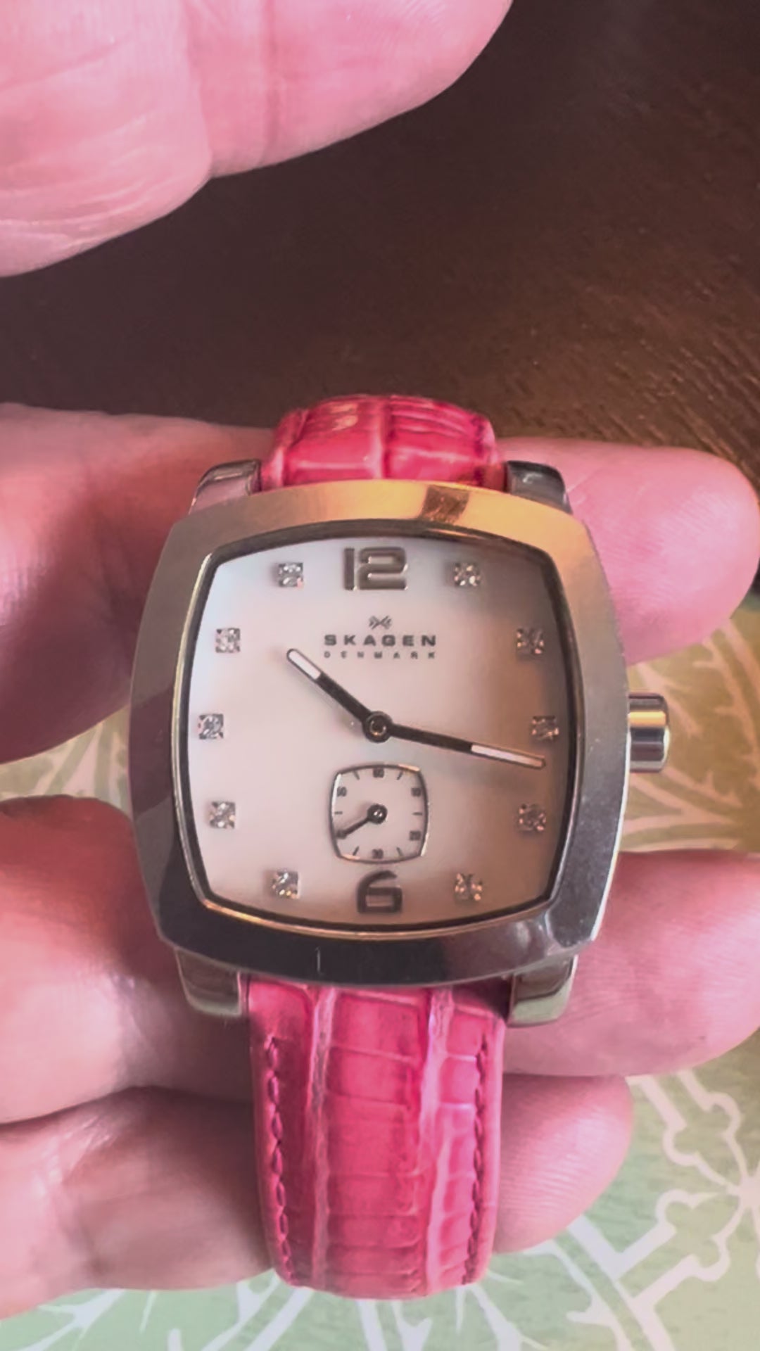 Skagen made in Denmark Ladies watch MOP dial new battery