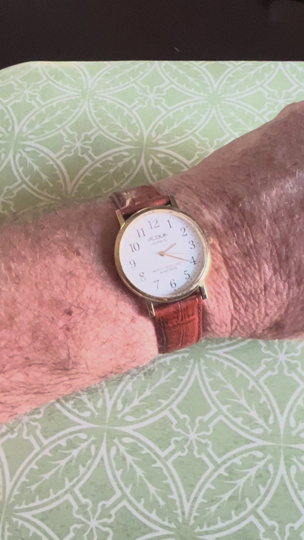 Men’s vintage Acqua dress watch