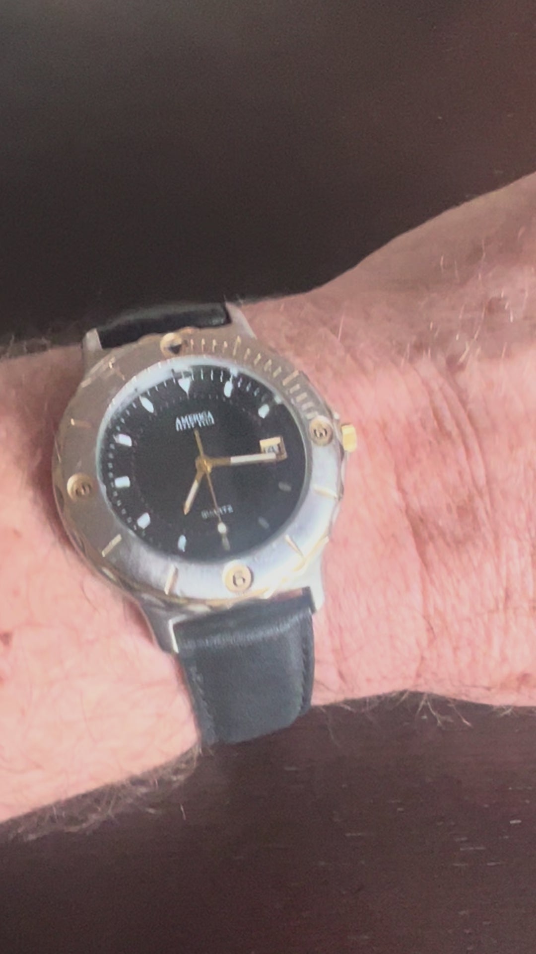 Men’s Perry Ellis America 2 tone watch black leather strap, new battery.