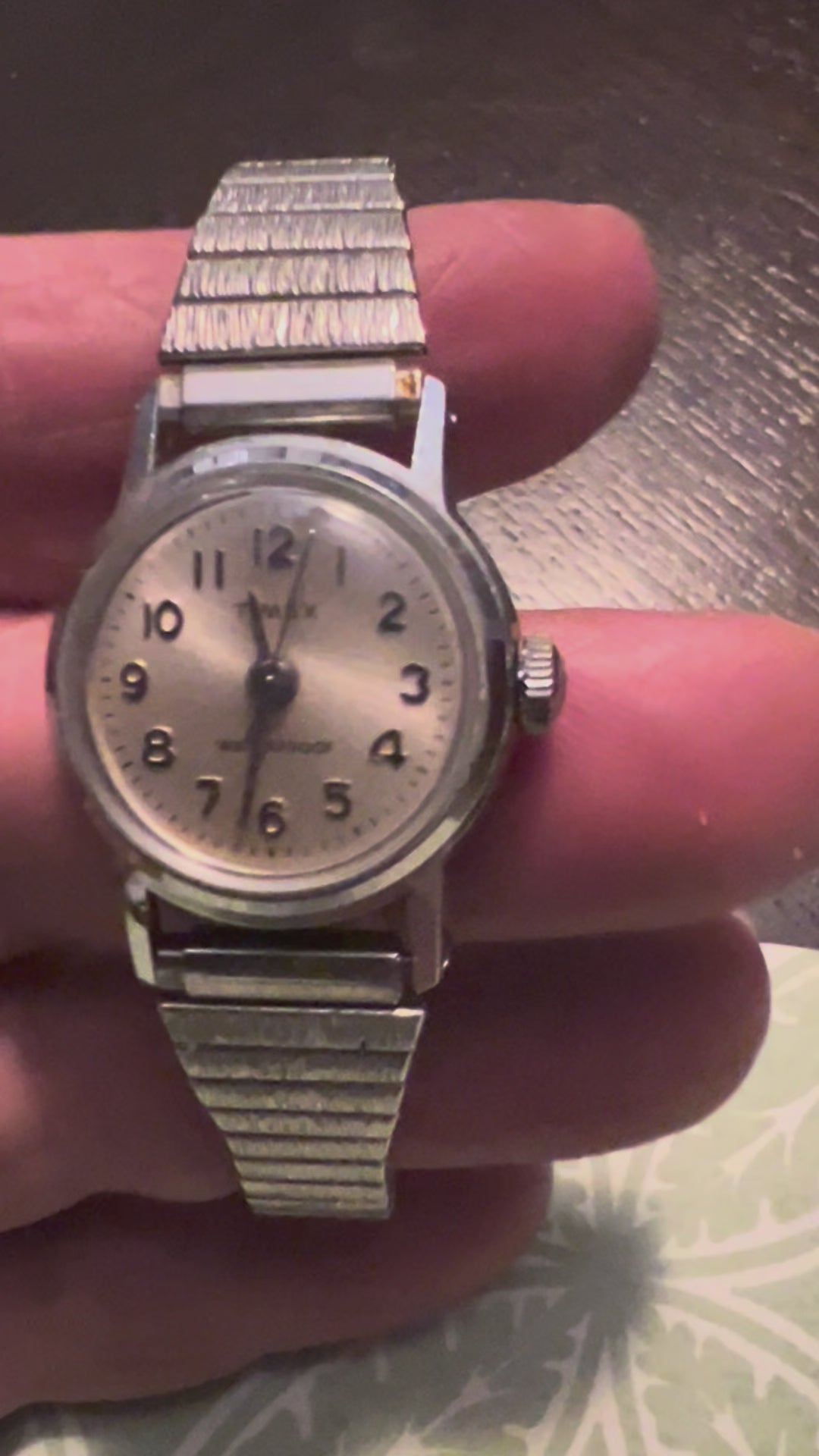Vintage Timex Ladies Mechanical Watch Silver Tone With Stretch Band-Runs
