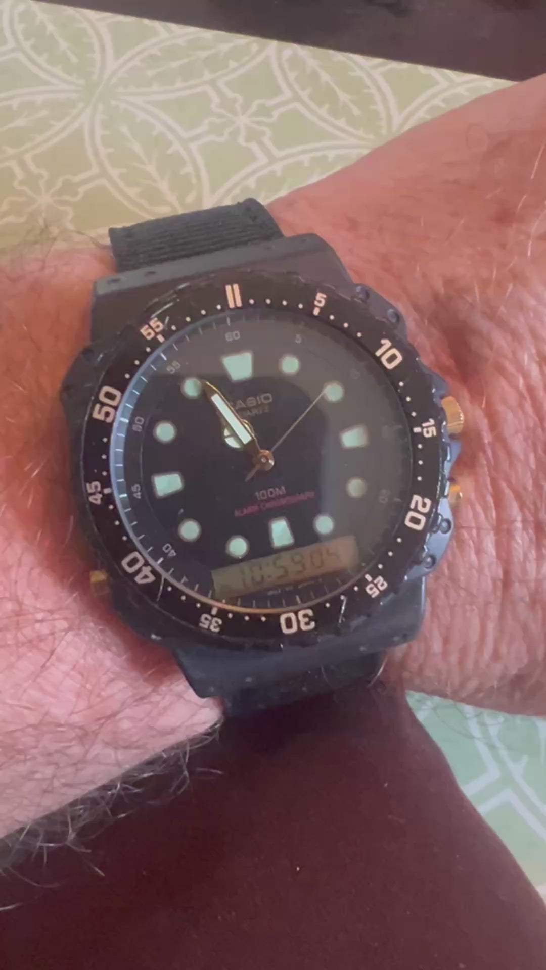 Casio AQ-100W Black 100m Water Resistant Shock-Resistant Quartz Wristwatch